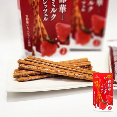 Kotoka Strawberry Milk Pretzel [Best before: August 2026]